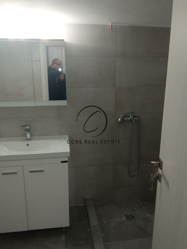 Gallery image 16