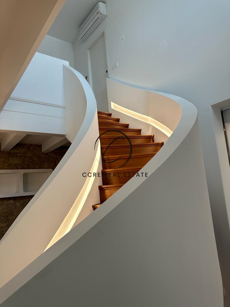 Gallery image 16