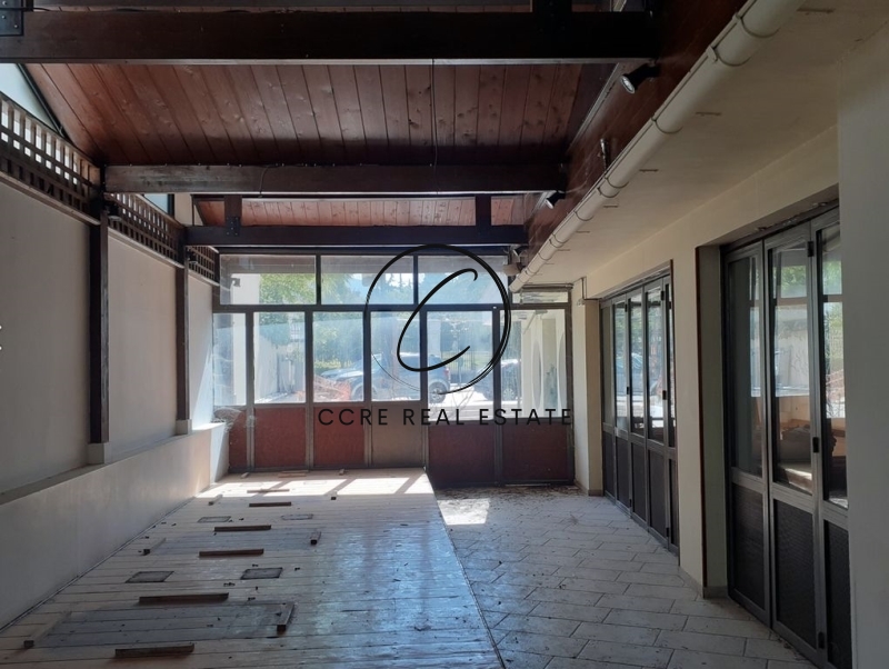 Gallery image 12