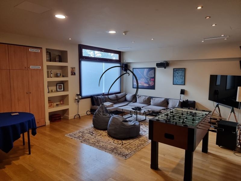 Gallery image 8