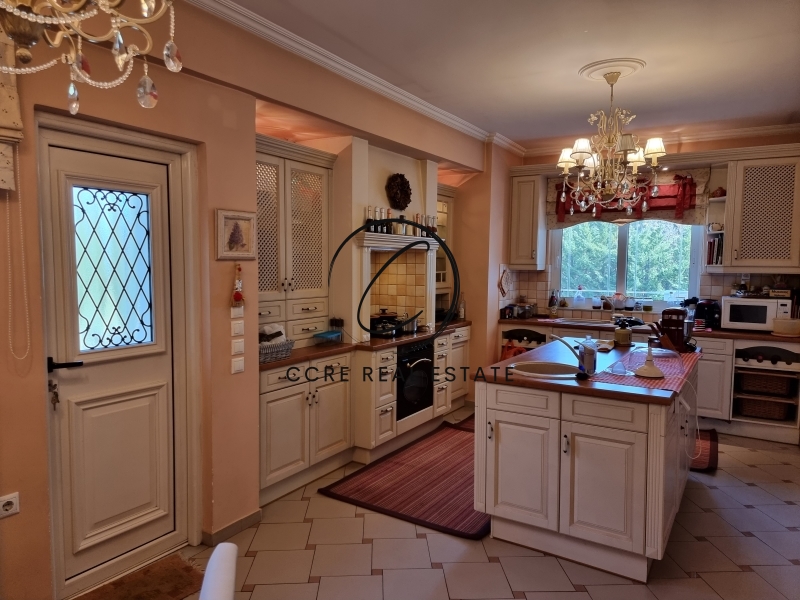 Gallery image 8