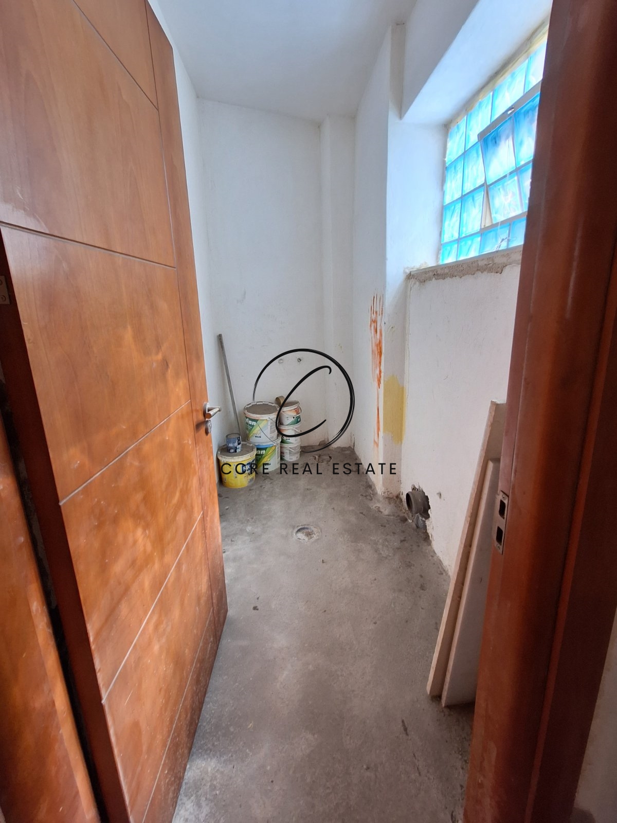 Gallery image 15