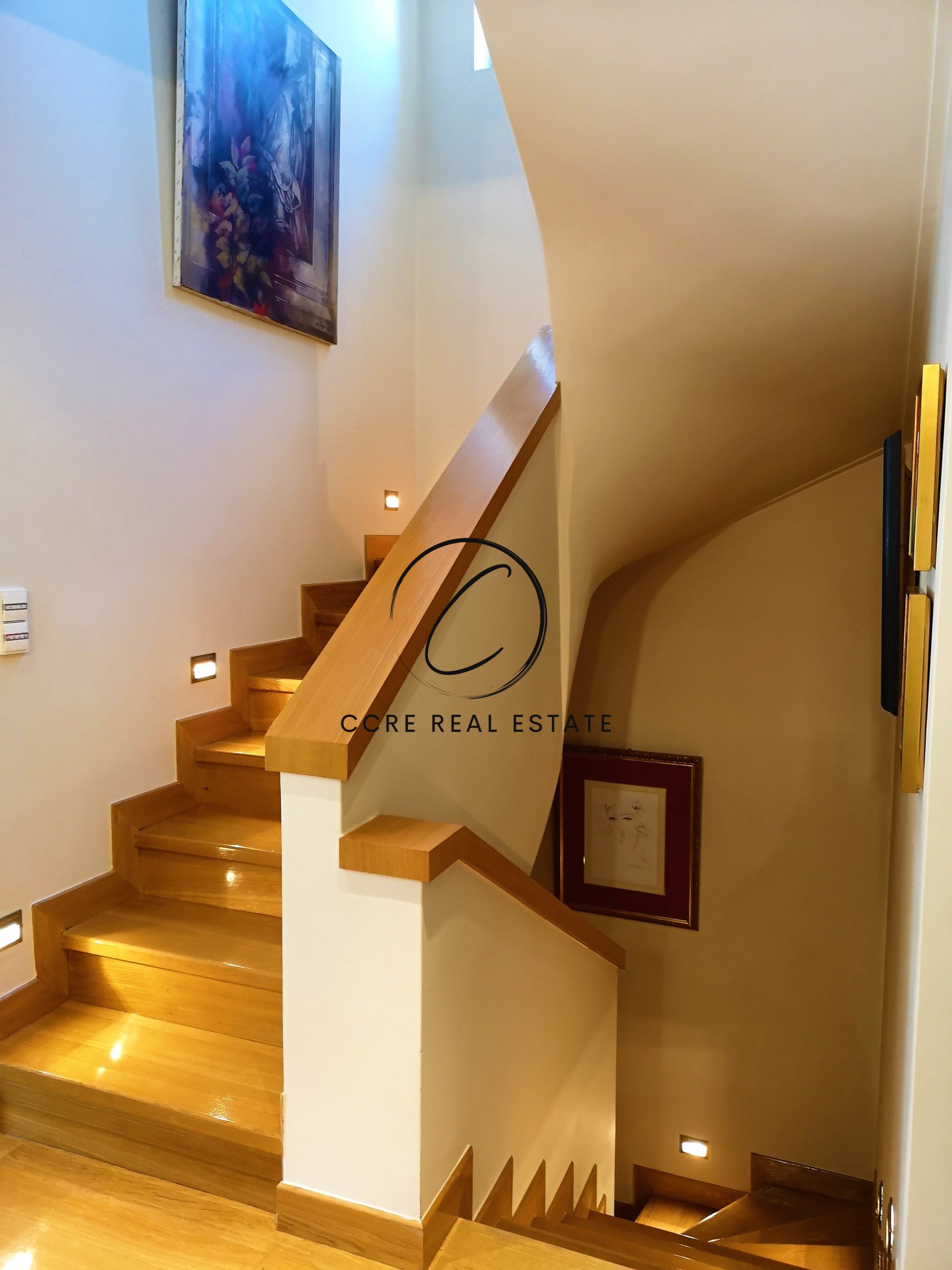Gallery image 9