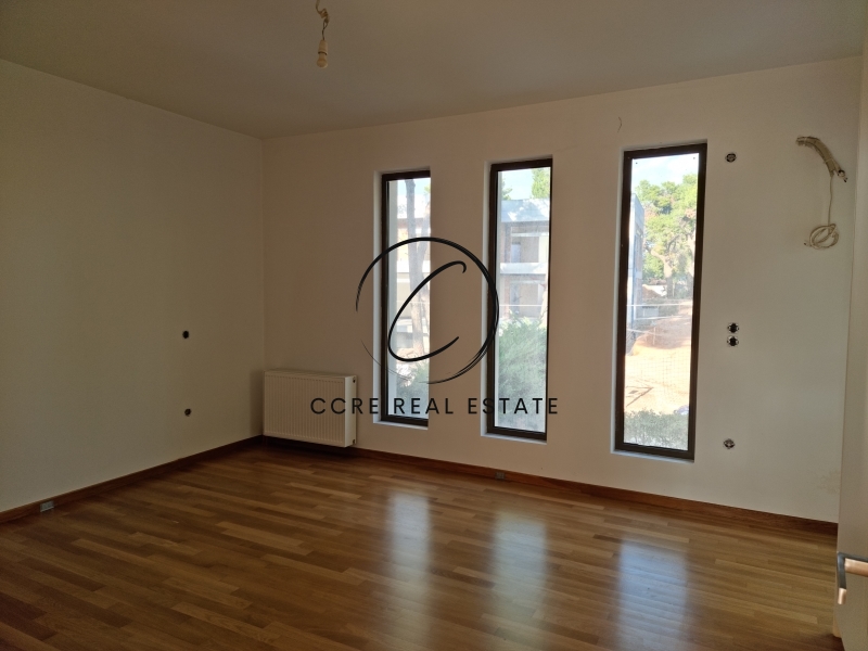 Gallery image 13