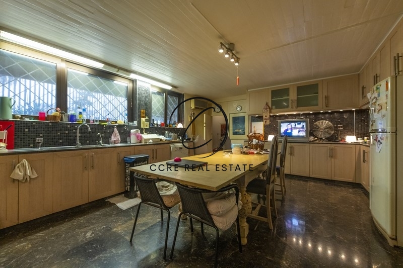 Gallery image 9