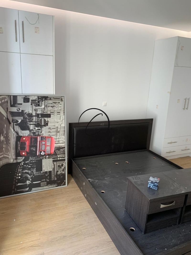 Gallery image 10