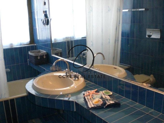 Gallery image 10