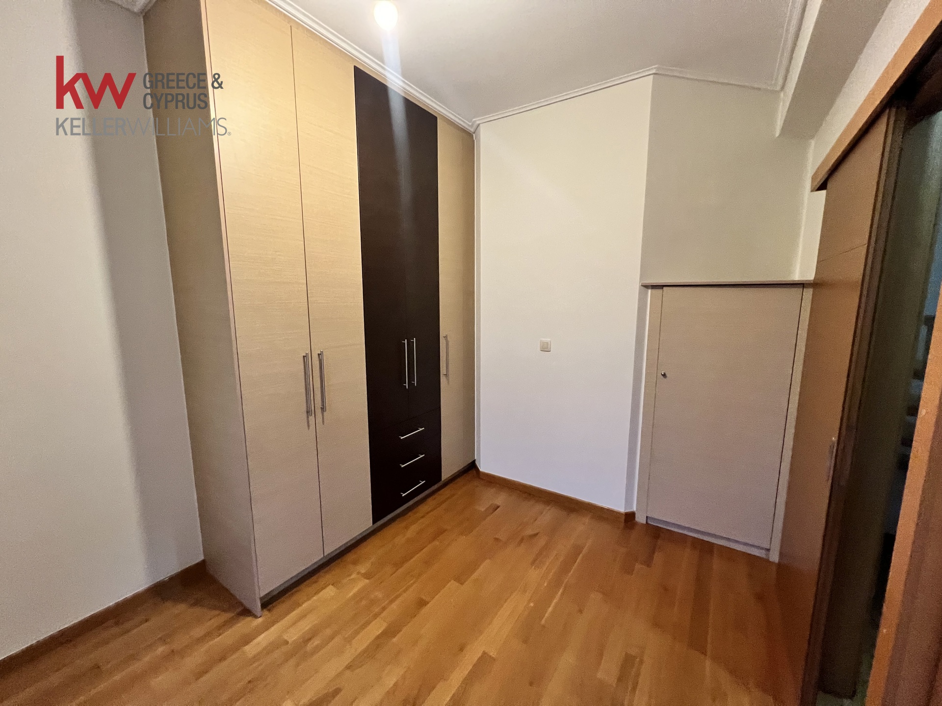Gallery image 14
