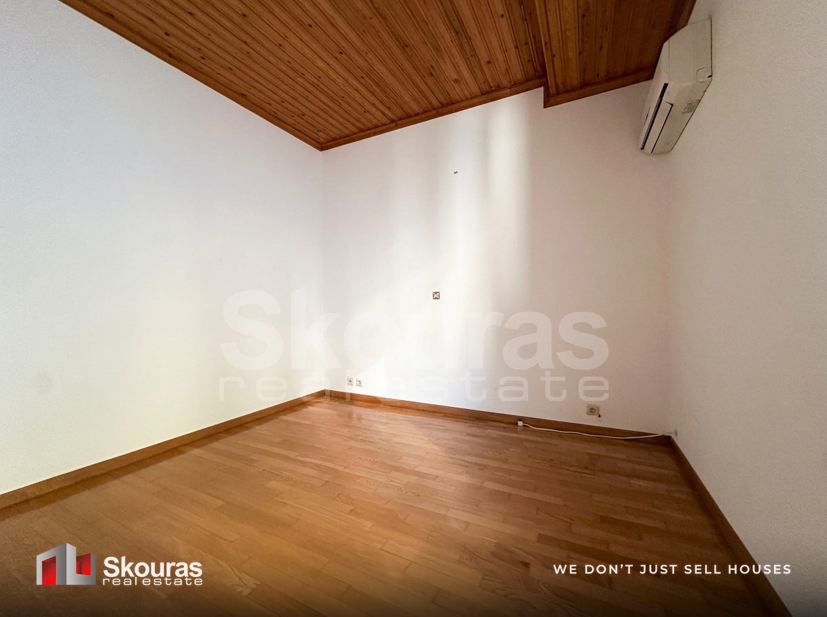 Gallery image 16
