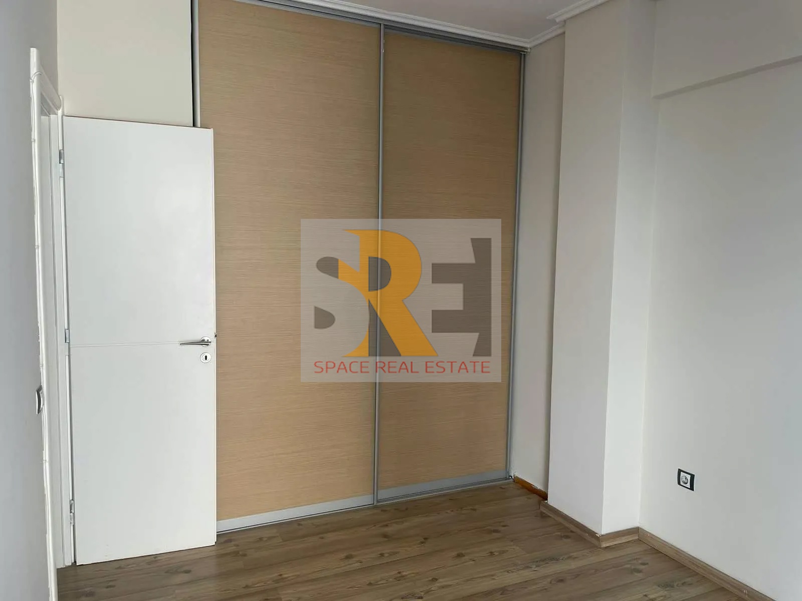 Gallery image 7