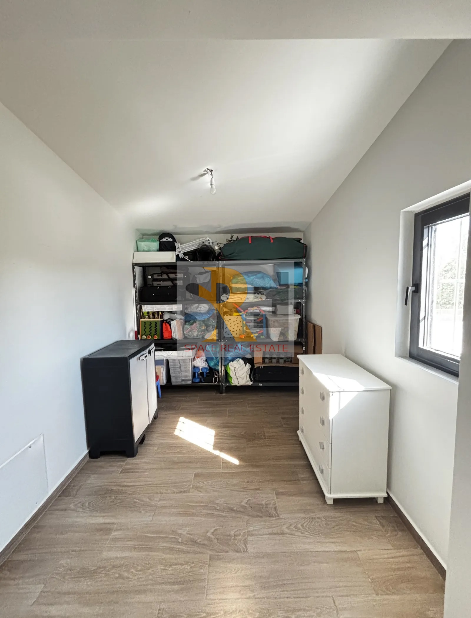 Gallery image 8
