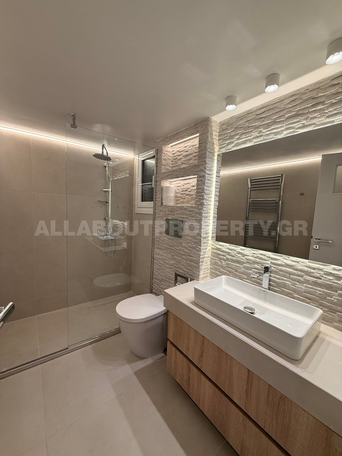 Gallery image 10