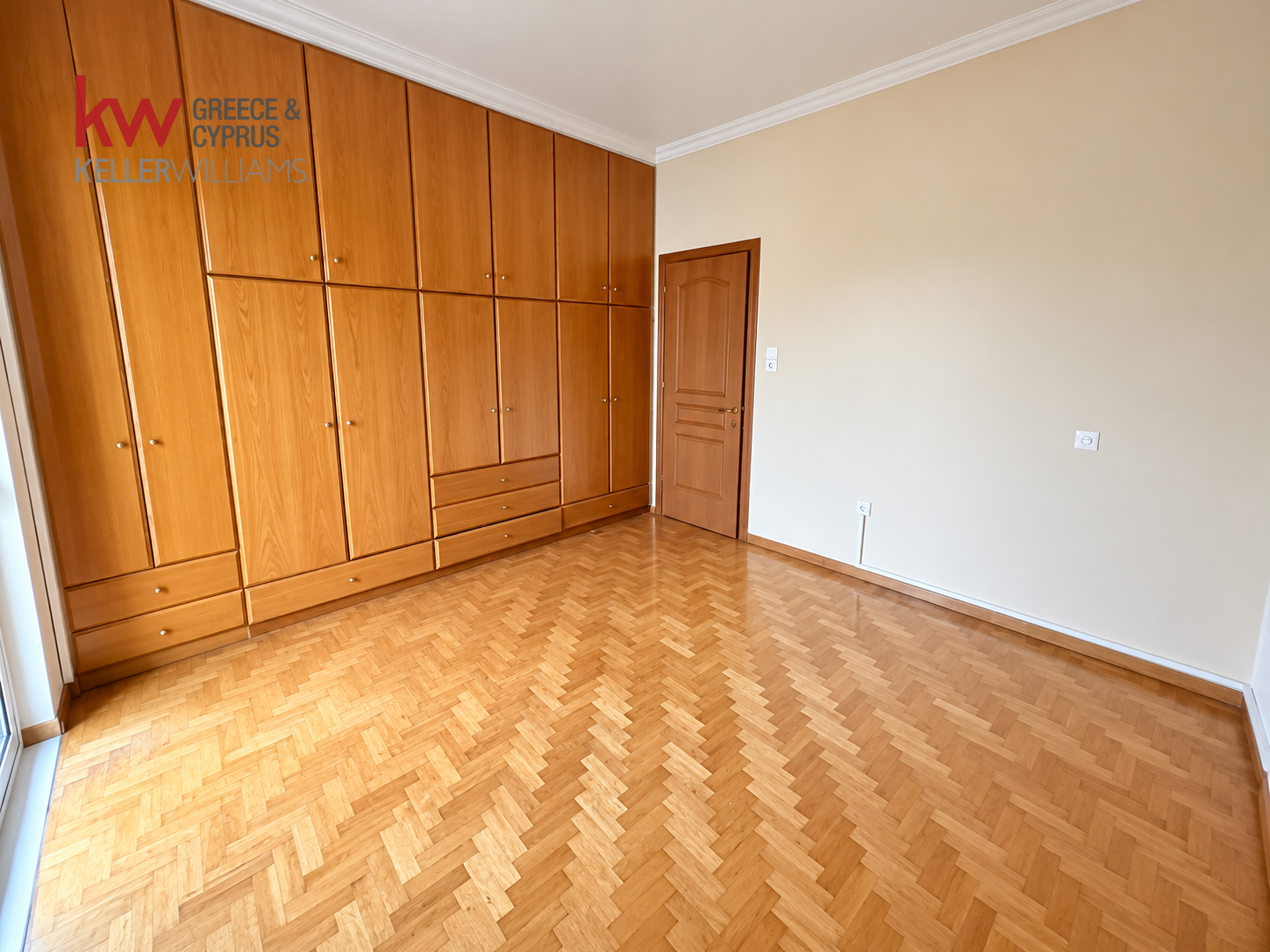 Gallery image 13