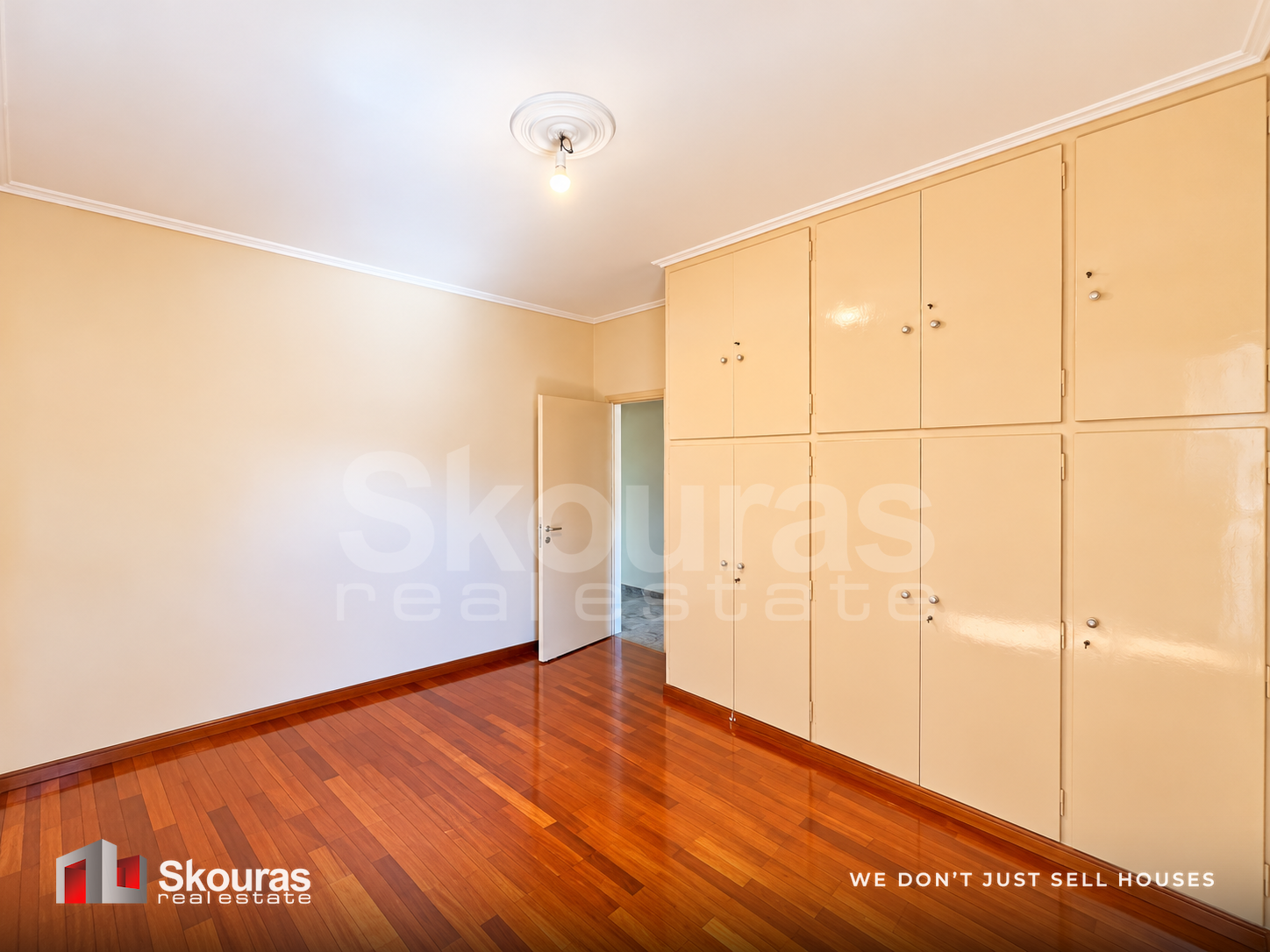 Gallery image 14