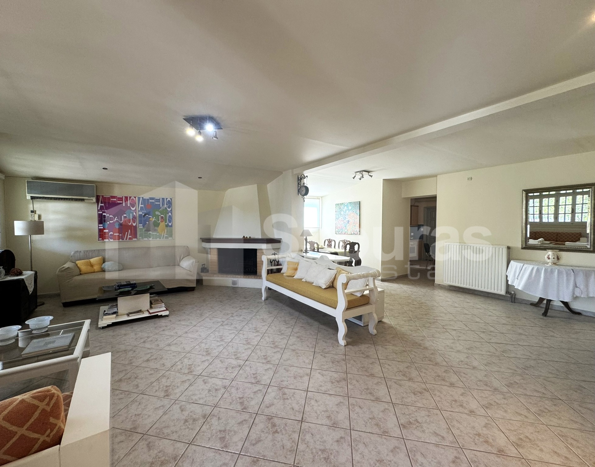 Gallery image 1