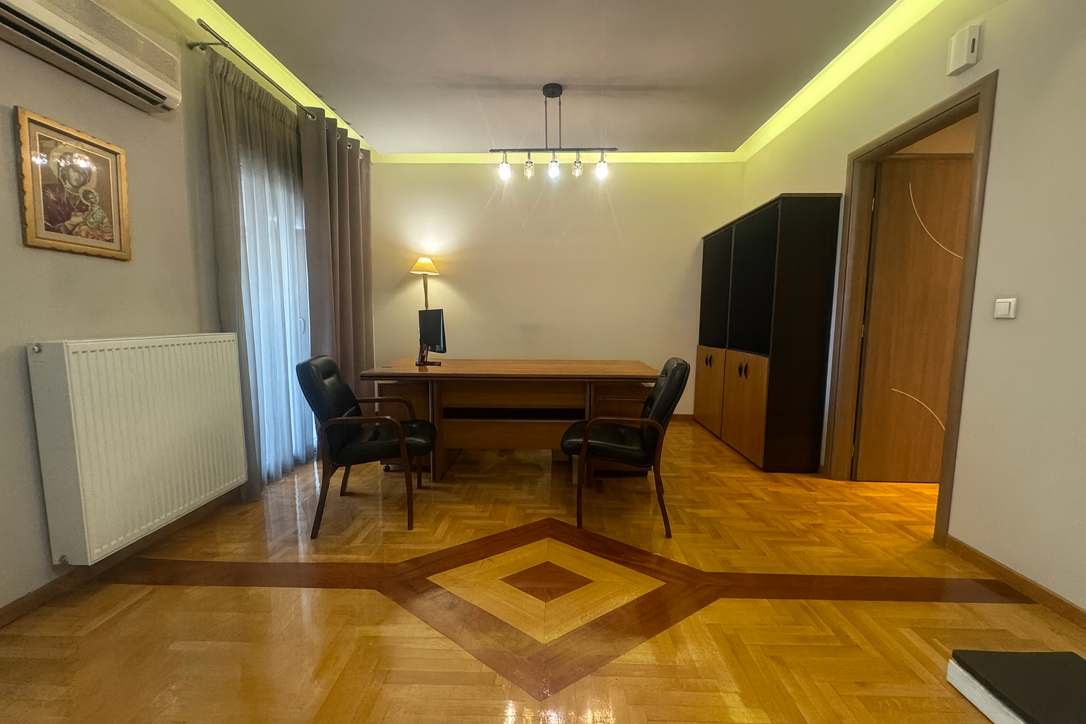 Gallery image 1