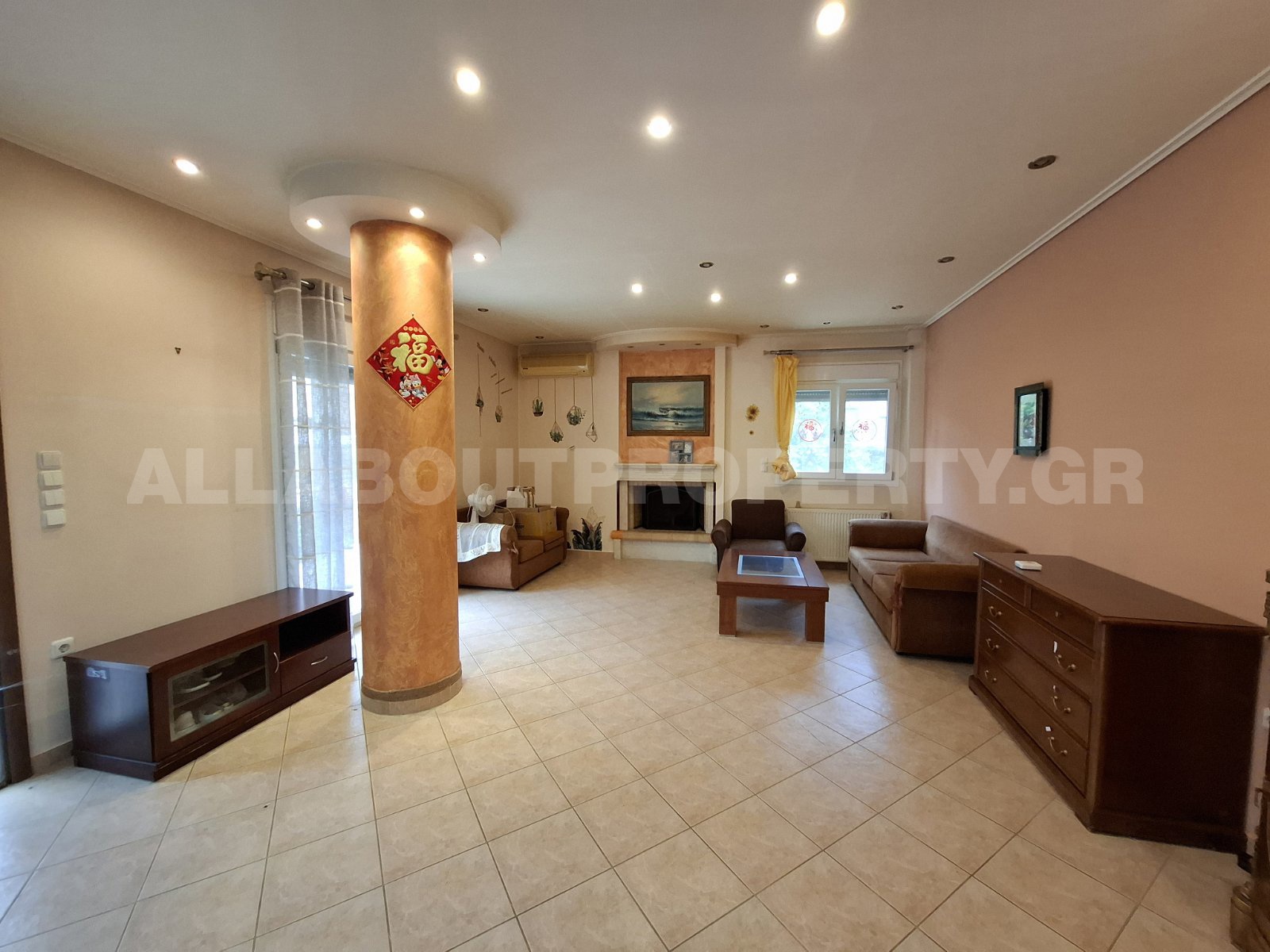 Gallery image 1