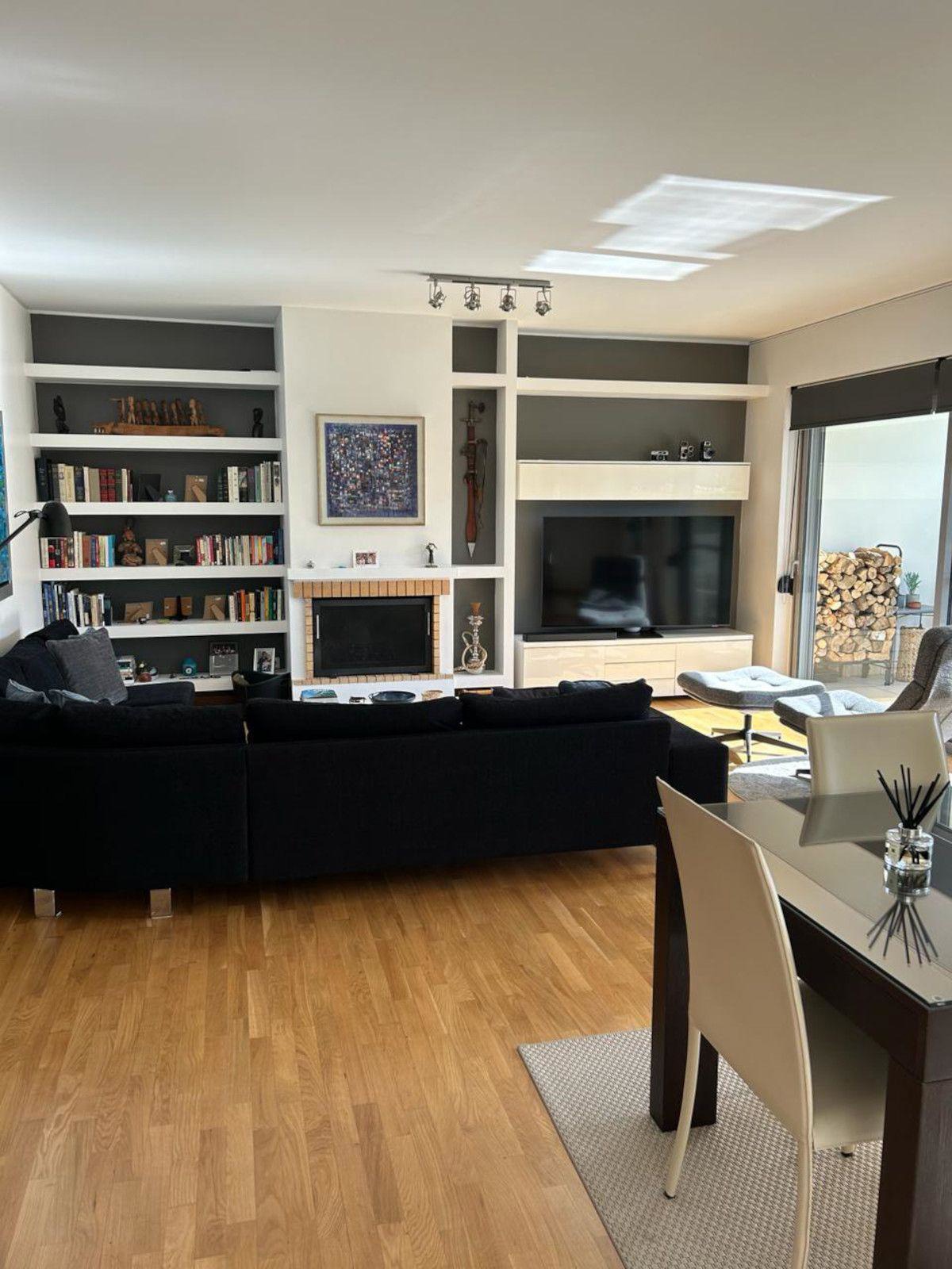 Gallery image 1